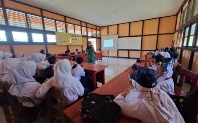 Edukasi Kesehatan Remaja: Bekal Berharga dari Puskesmas di Hari Kedua MPLS Espenda